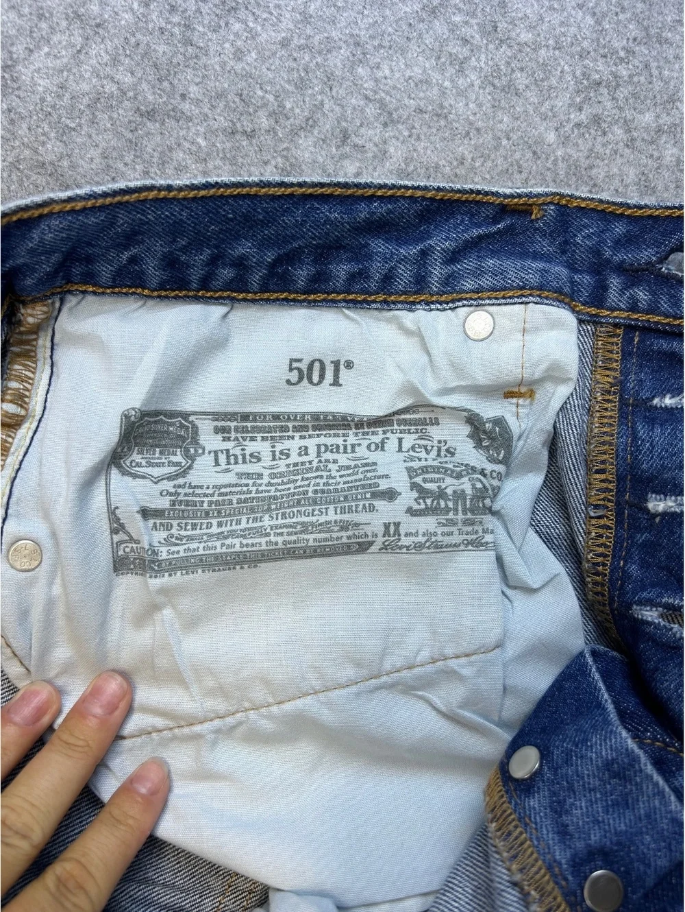 Levis these levi